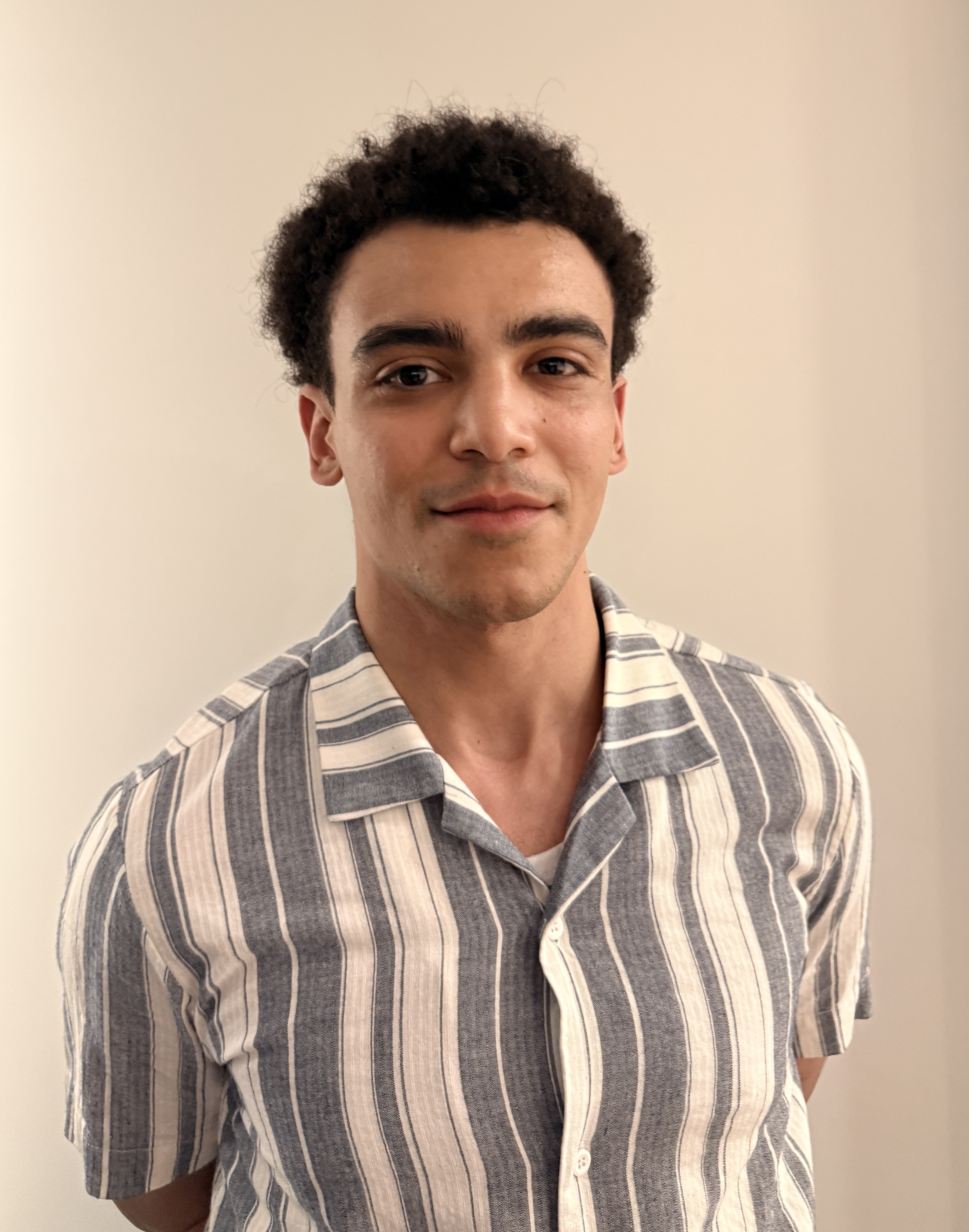 Alex Headshot 2026 (RL)